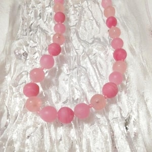 ピンク珠型ネックレス首輪チョーカー/ジュエリー/お守りアミュレット Pink pearl necklace collar choker jewelry amulet, レディースアクセサリー, ネックレス、ペンダント, その他