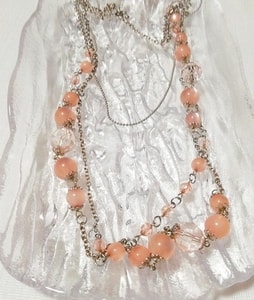 淡いピンク珠型ネックレス首輪チョーカー/ジュエリー/お守りアミュレット Pale pink pearl necklace collar choker jewelry amulet, レディースアクセサリー, ネックレス、ペンダント, その他