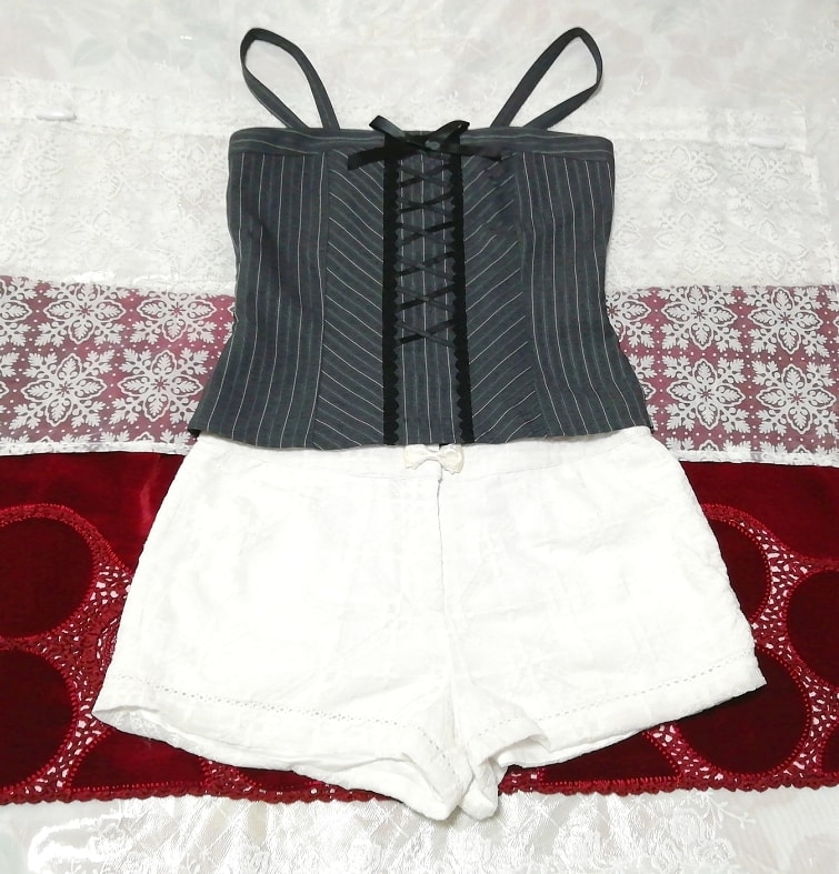 グレーキャミソール ネグリジェ 白タイトショートパンツ 2P Gray camisole negligee white tight shorts, ファッション, レディースファッション, ナイトウエア、パジャマ